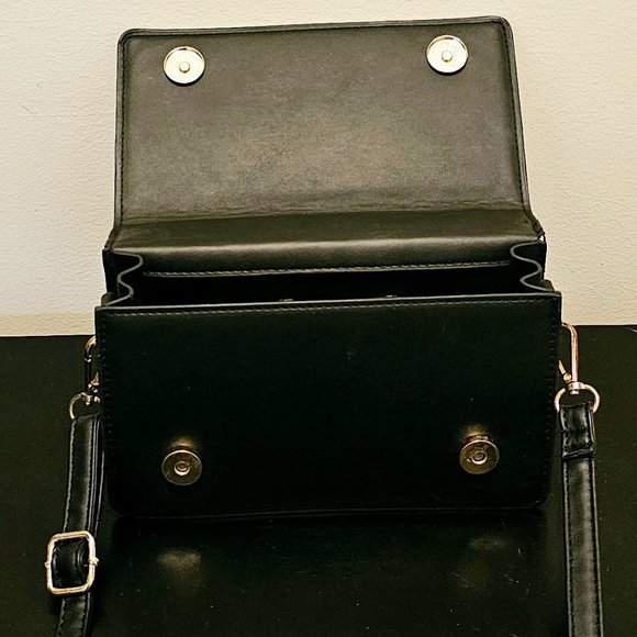 Black Crossbody Purse - Picture 3 of 5